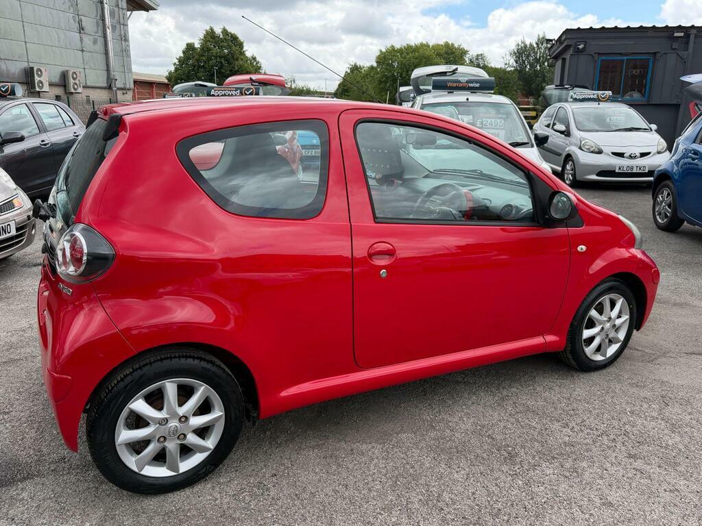 Toyota Aygo Hatchback Blue #9