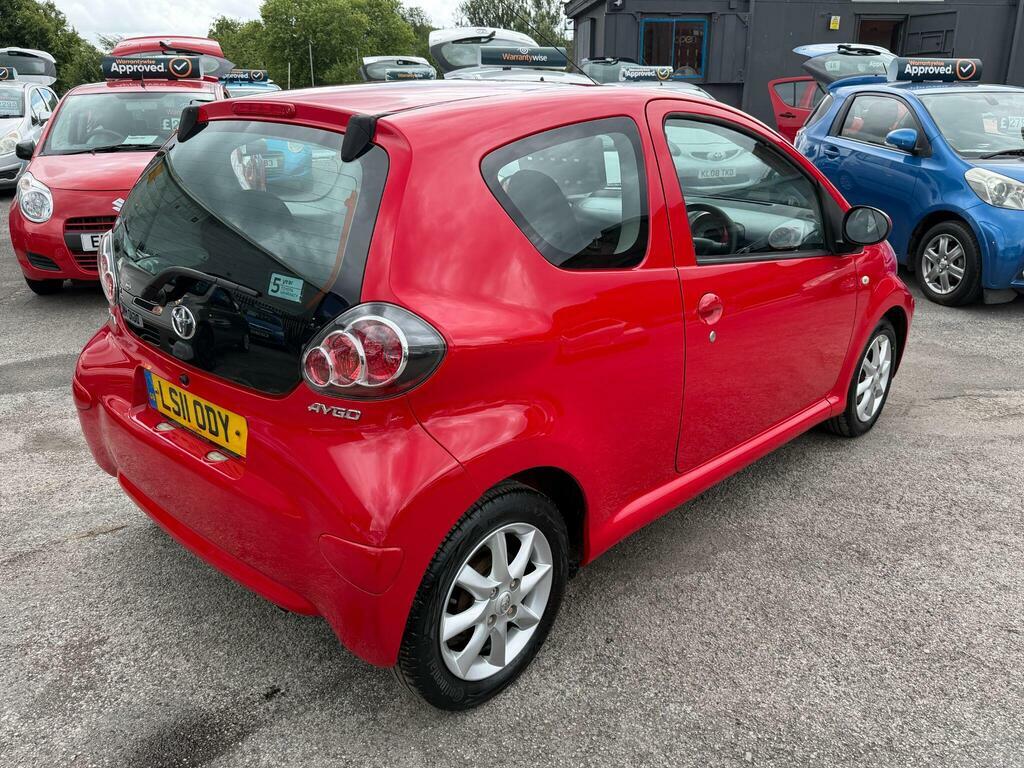 Toyota Aygo Hatchback Blue #8