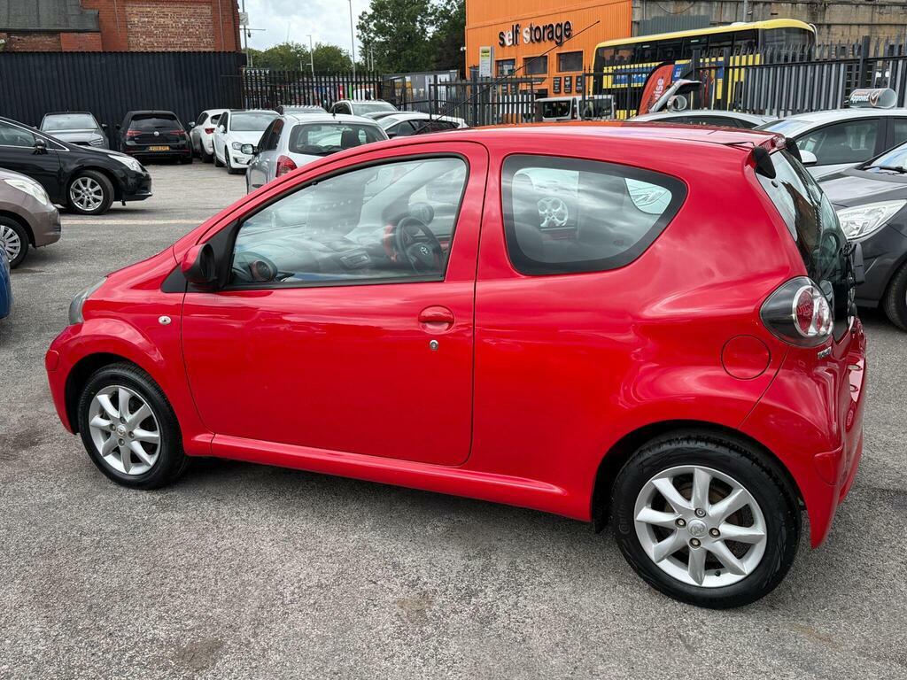 Toyota Aygo Hatchback Blue #10