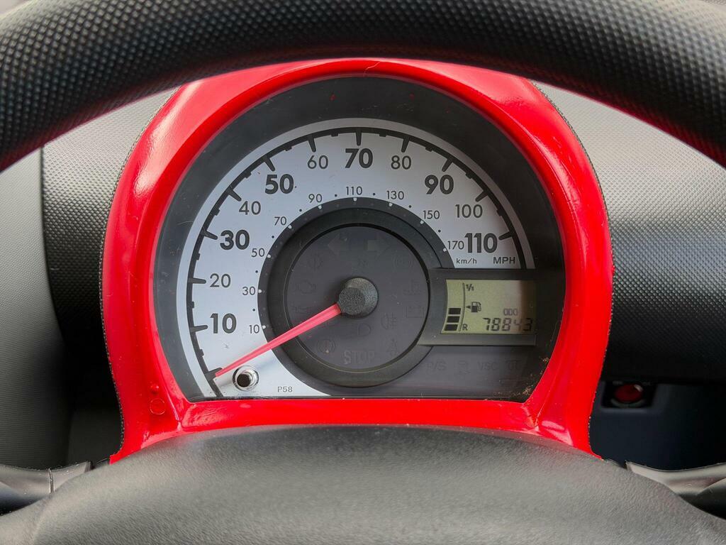 Toyota Aygo Hatchback Blue #20