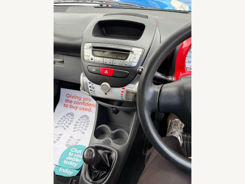 Toyota Aygo Hatchback Blue #14