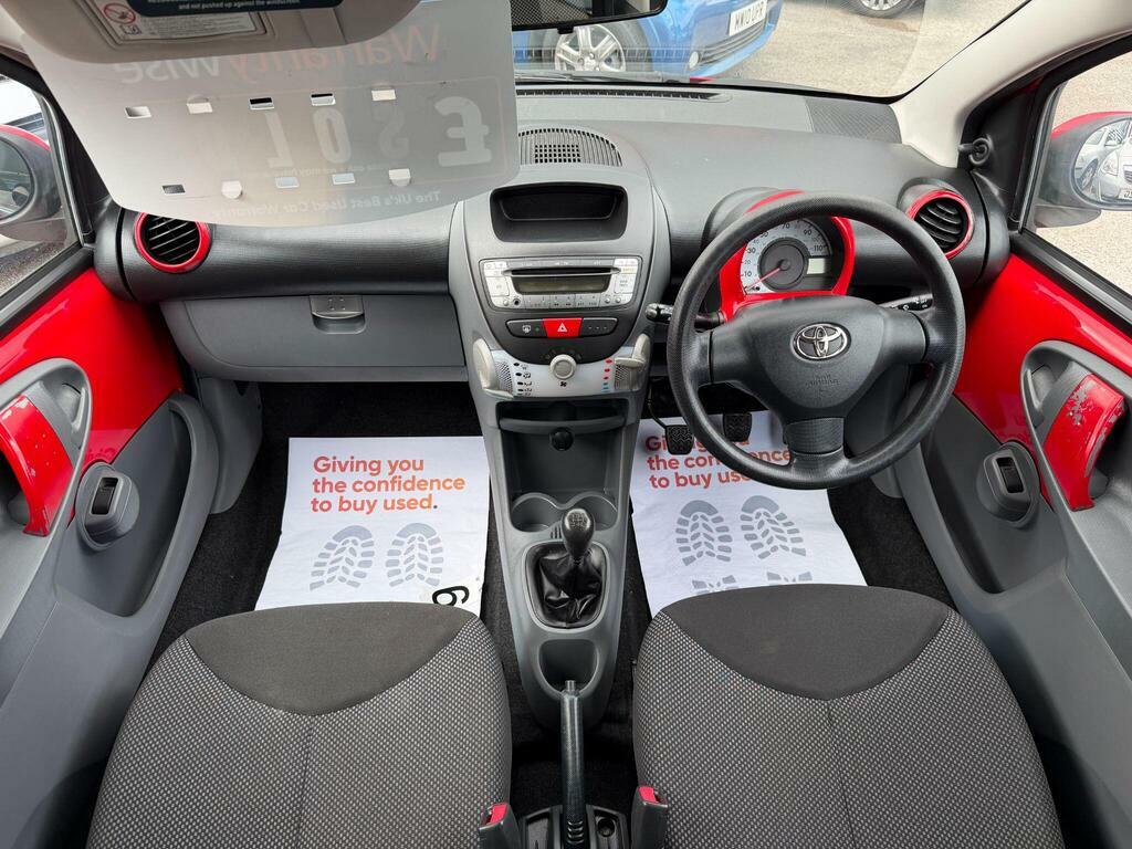 Toyota Aygo 1.0 Vvt-i Euro 5 Red #3