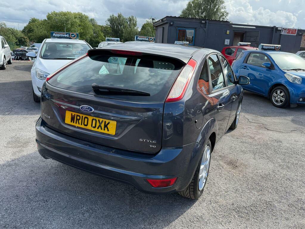 Ford Focus 1.6L Zetec Black #5