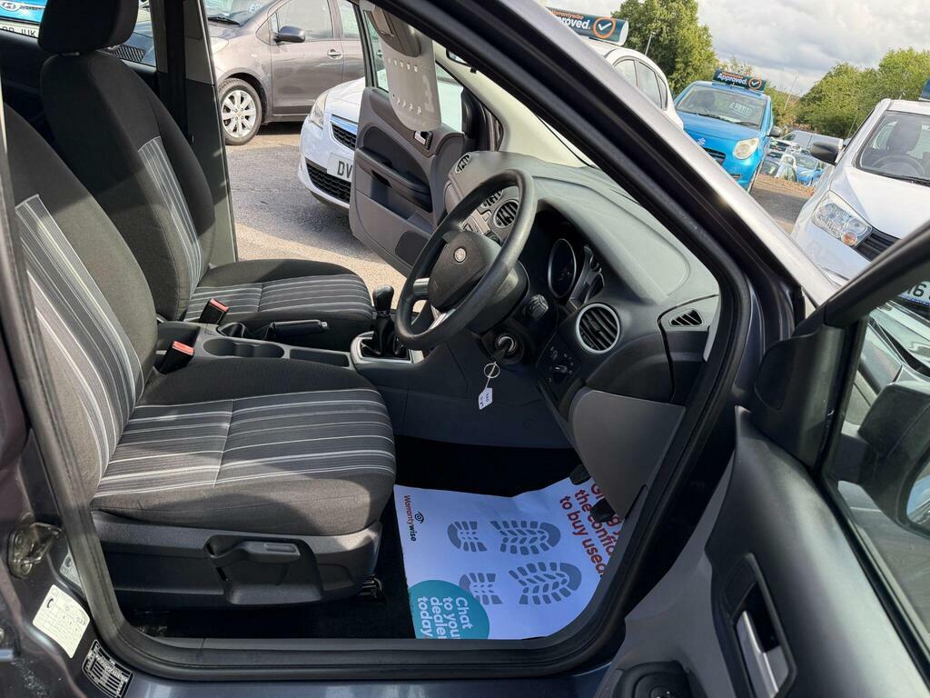 Ford Focus 1.6L Zetec Black #13