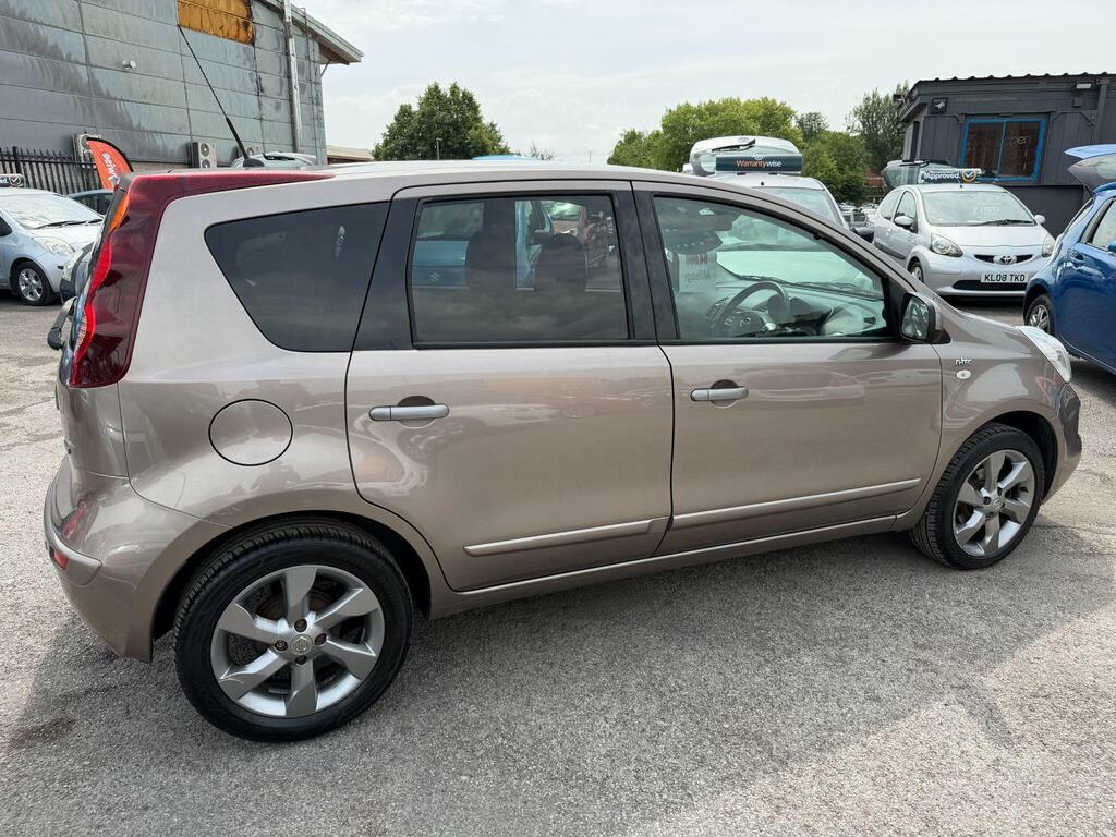 Nissan Note Hatchback 1.6 16V N-tec Euro 5 201111 Red #7