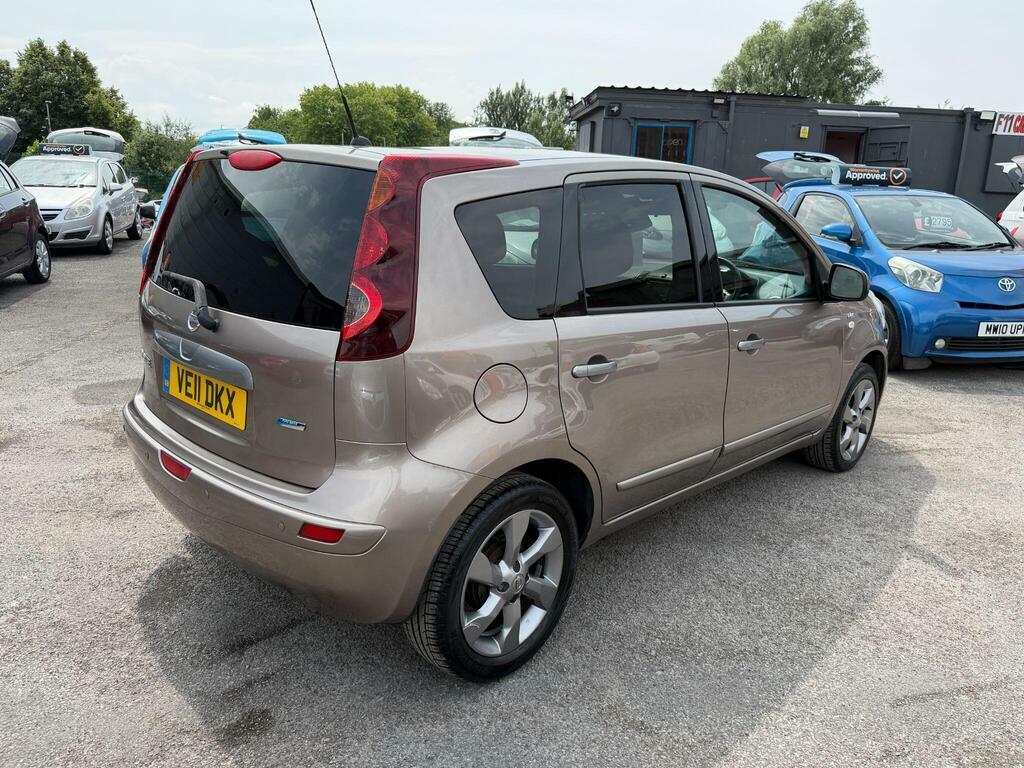 Nissan Note 1.4 16V N-tec Euro 5 Beige #4