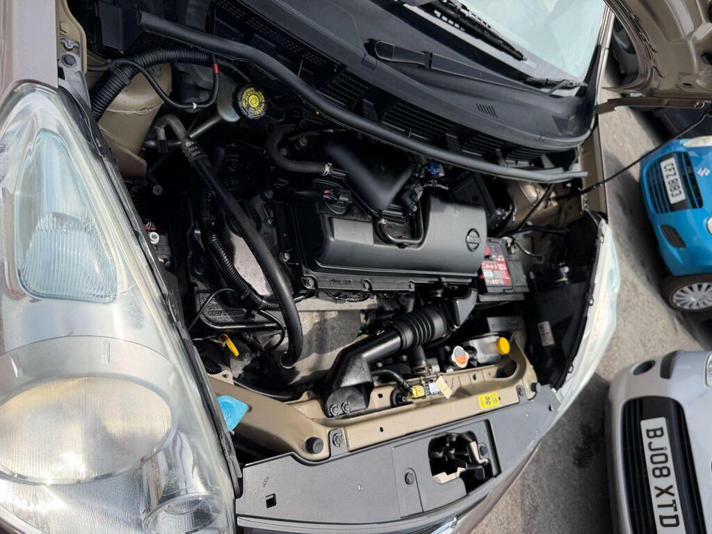 Nissan Note Hatchback 1.6 16V N-tec Euro 5 201111 Red #11