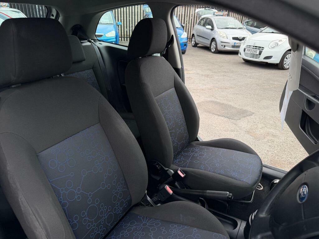 Ford Fiesta 1.4 Zetec Climate Silver #27