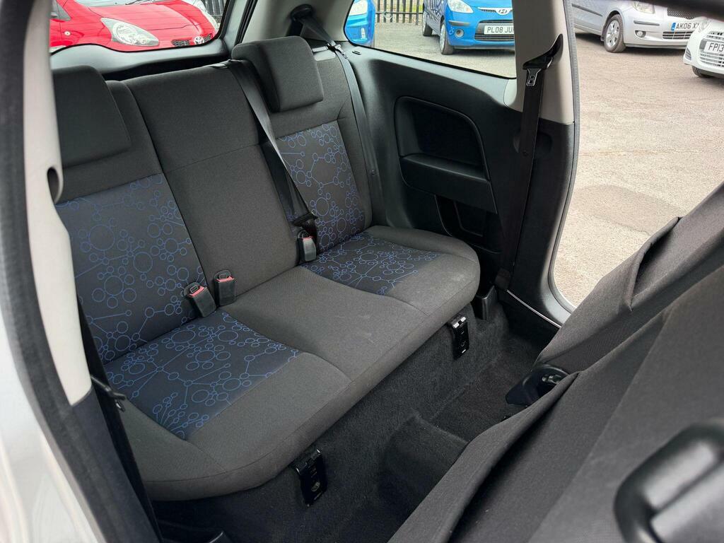 Ford Fiesta 1.4 Zetec Climate Silver #16