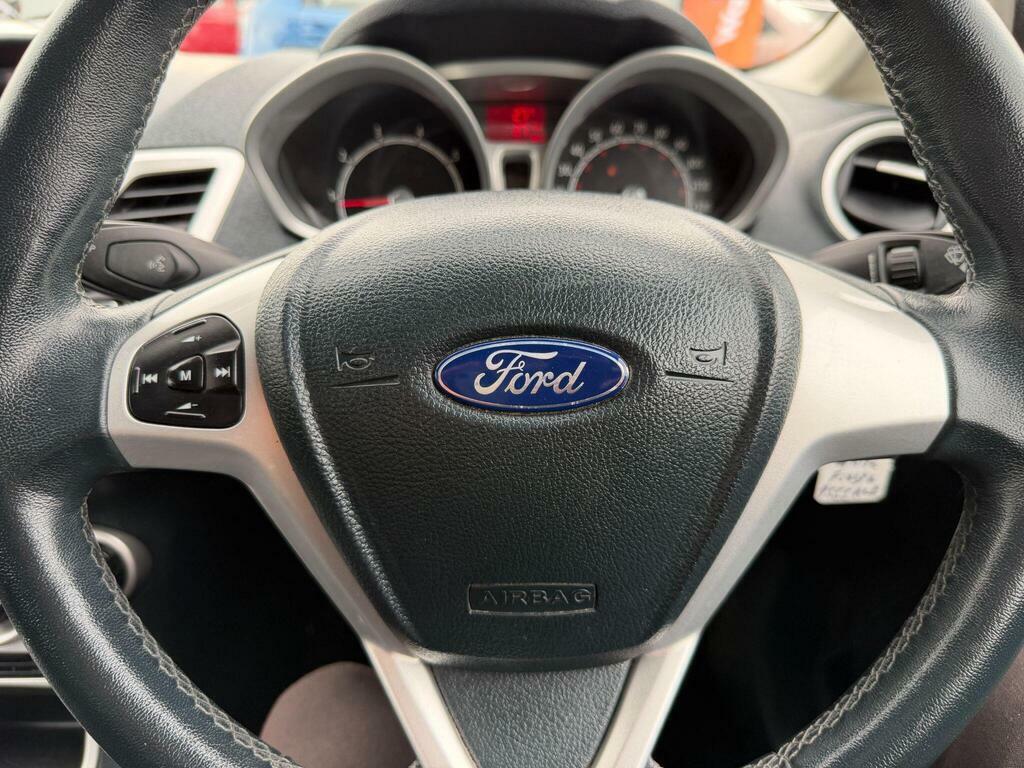 Ford Fiesta 1.4 Zetec Blue #24