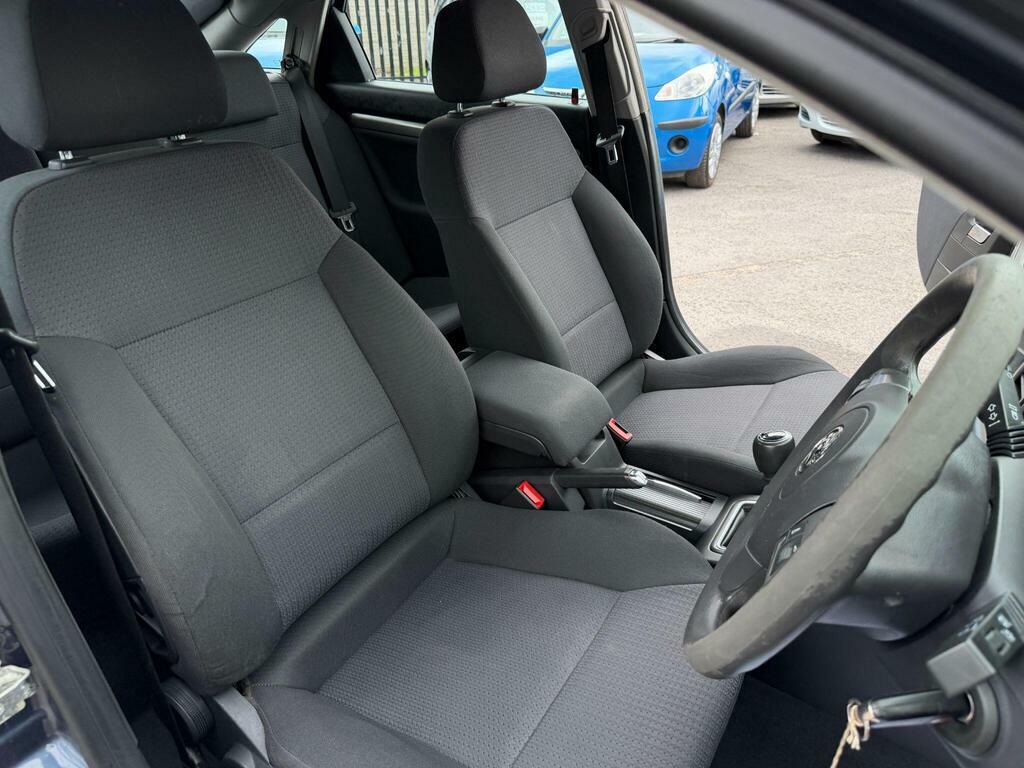 Vauxhall Vectra 2008 2.2I 16V Sri Hatchback Black #20