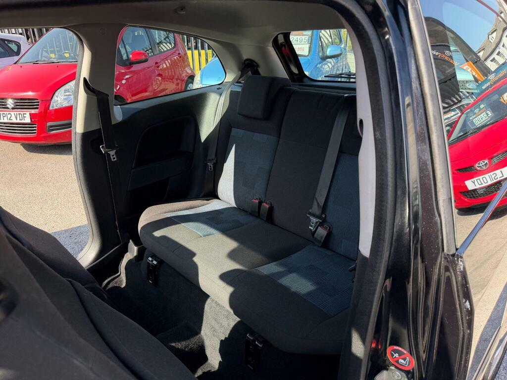 Ford Fiesta Hatchback Red #25