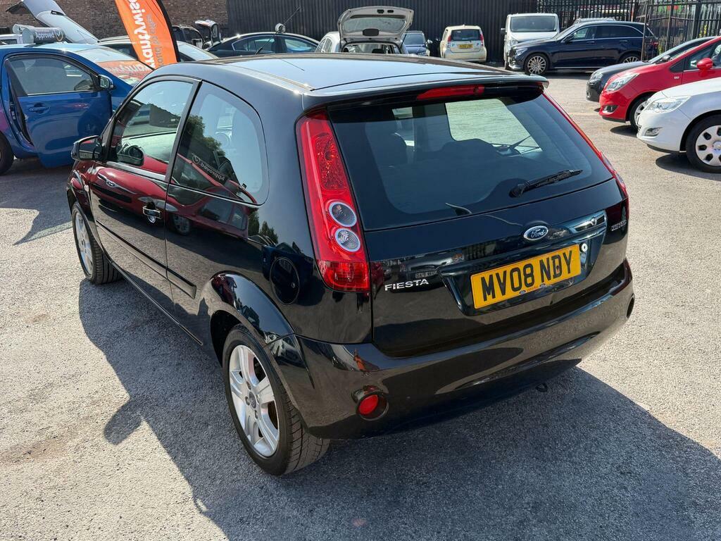 Ford Fiesta Hatchback Red #5