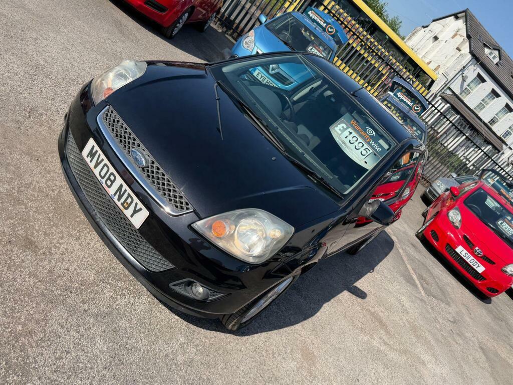 Ford Fiesta Hatchback Red #10
