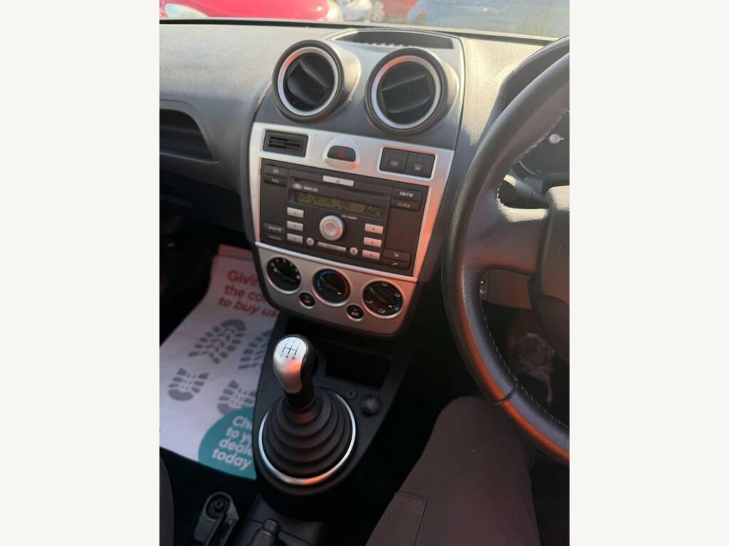 Ford Fiesta Hatchback Red #13