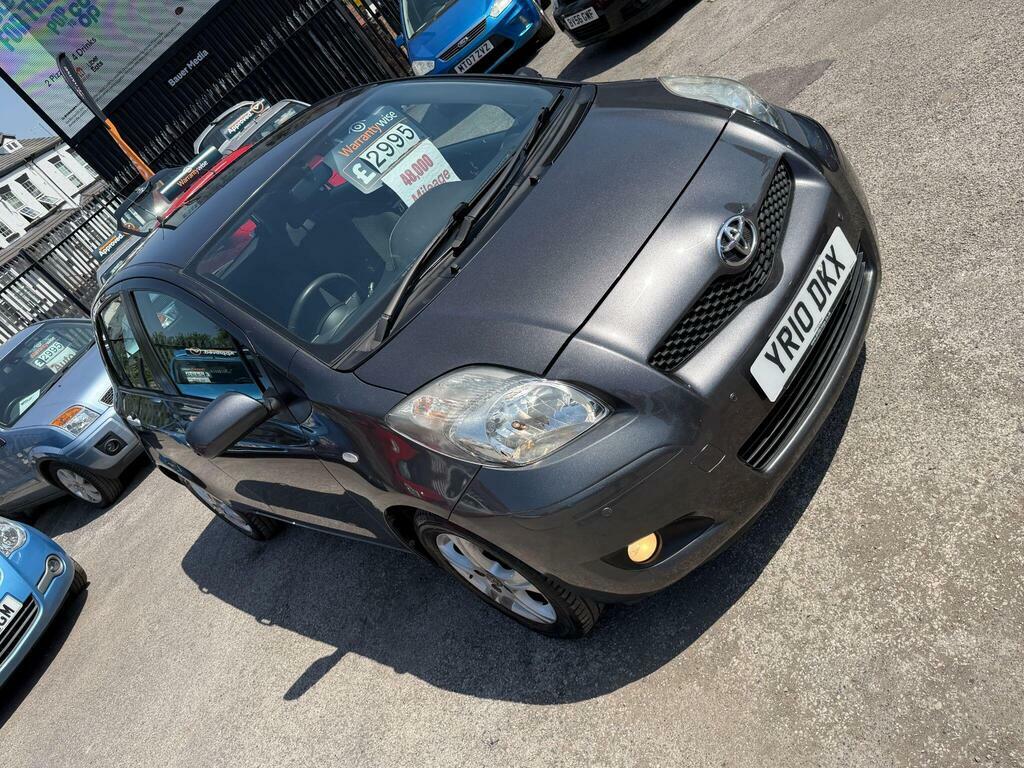 Toyota Yaris Hatchback Red #10