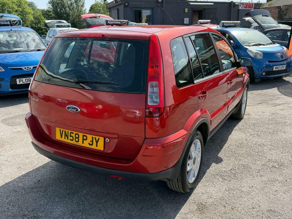 Ford Fusion 1.6 Zetec Climate Red #5