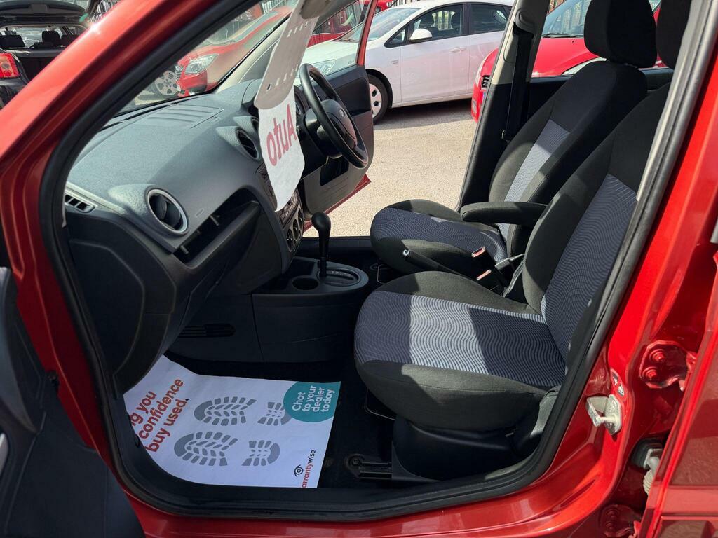 Ford Fusion 1.4L Zetec Climate Silver #15
