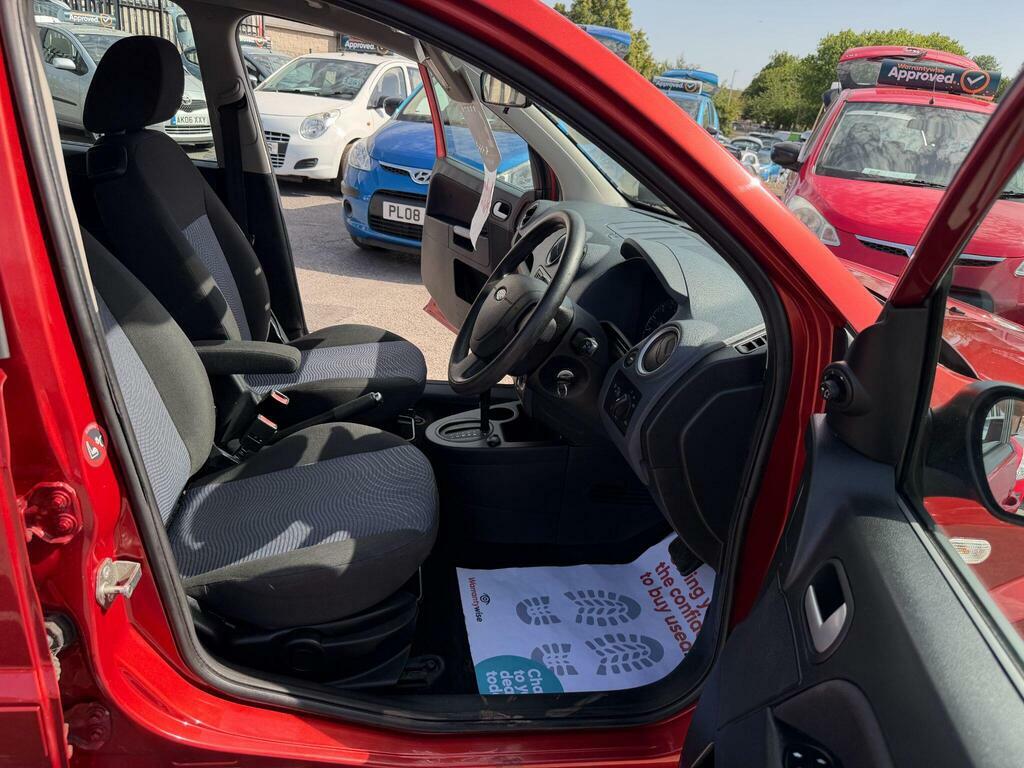 Ford Fusion 1.4L Zetec Climate Silver #13
