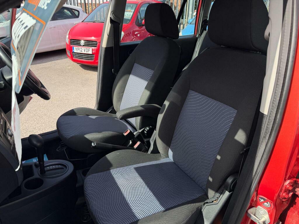 Ford Fusion 1.4L Zetec Climate Silver #24