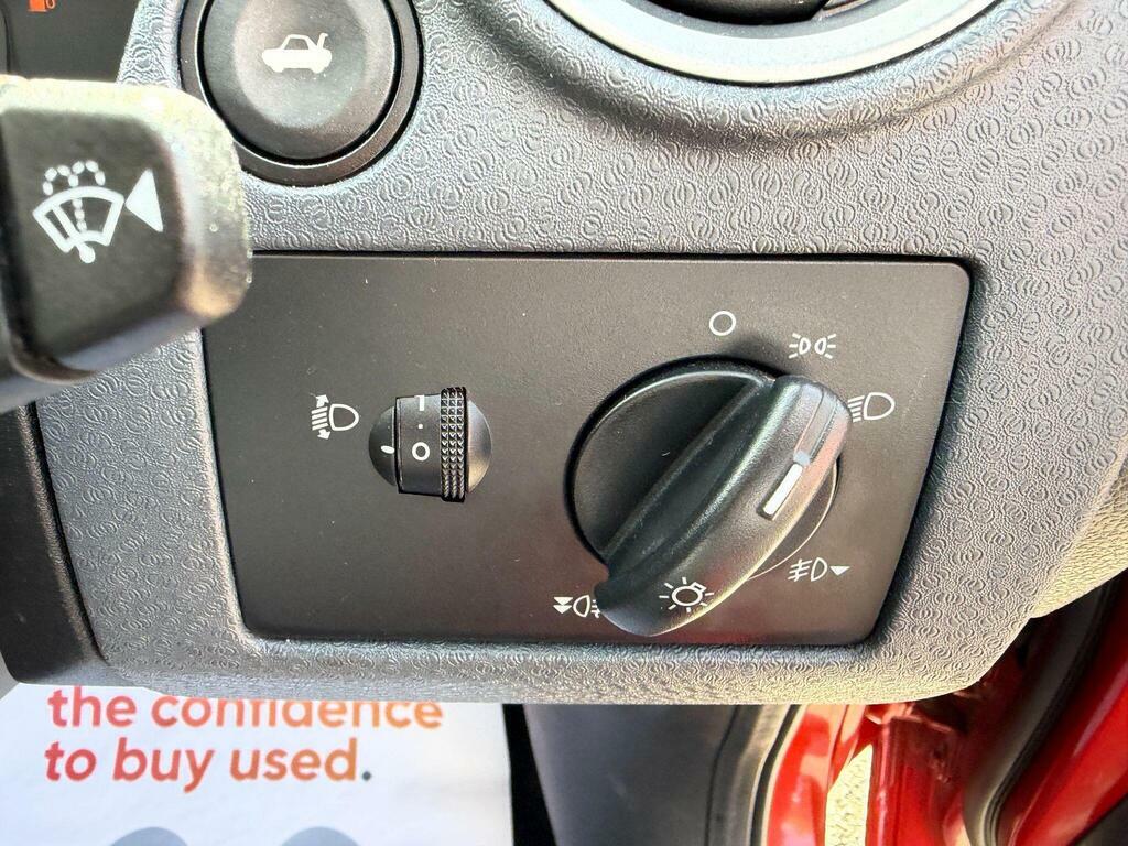 Ford Fusion 1.4L Zetec Climate Silver #18