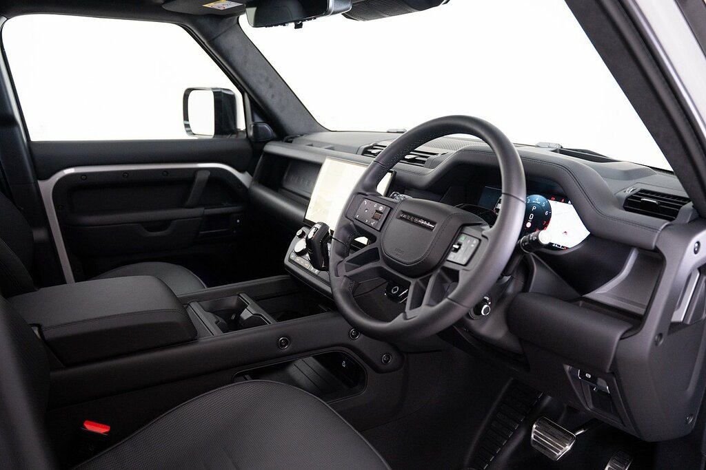 Land Rover Defender 110 D350 110 X-dynamic Hse Woolstone Green Green #15