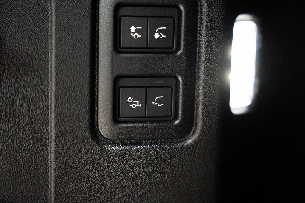Land Rover Defender 110 D350 110 X-dynamic Hse Woolstone Green Green #46