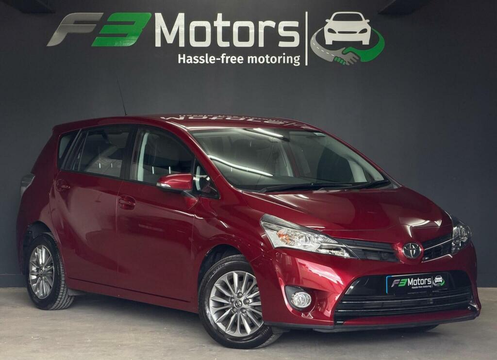 Toyota Verso 1.6 V-matic Icon Euro 6 7 Seat Red