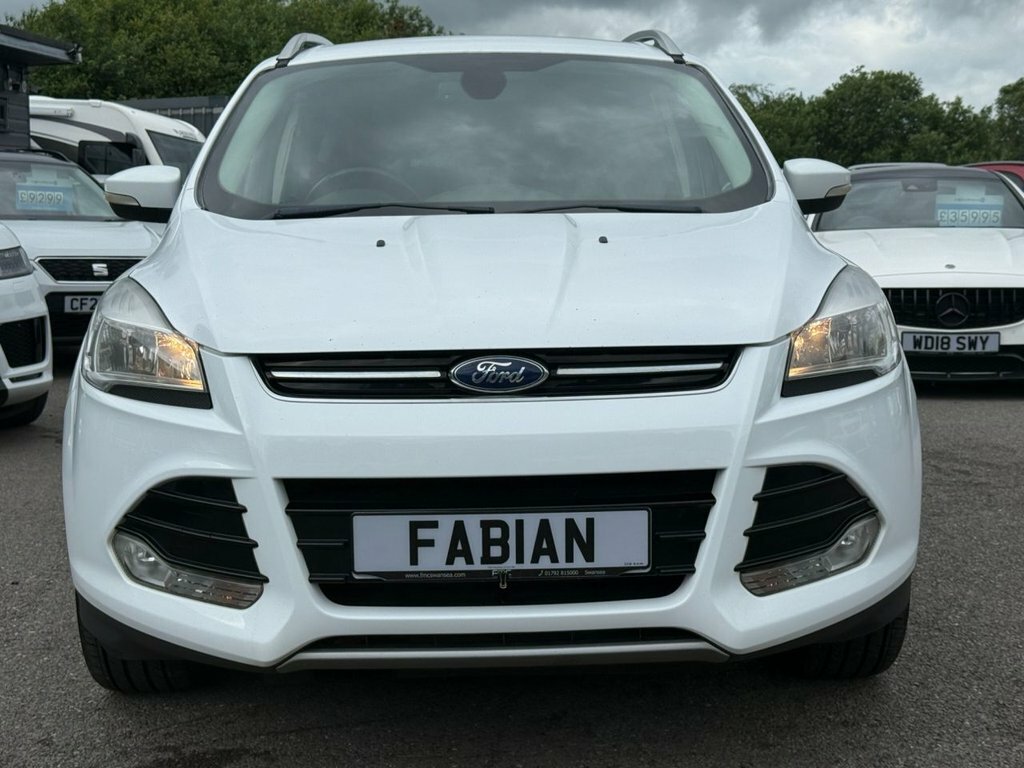 Ford Kuga 2L Titanium CN64YGA White #4