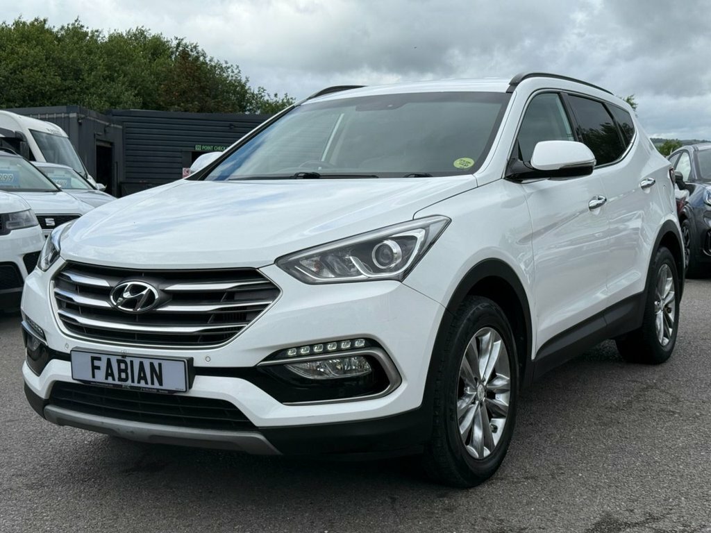 Hyundai Santa Fe 2.2L Premium White #3
