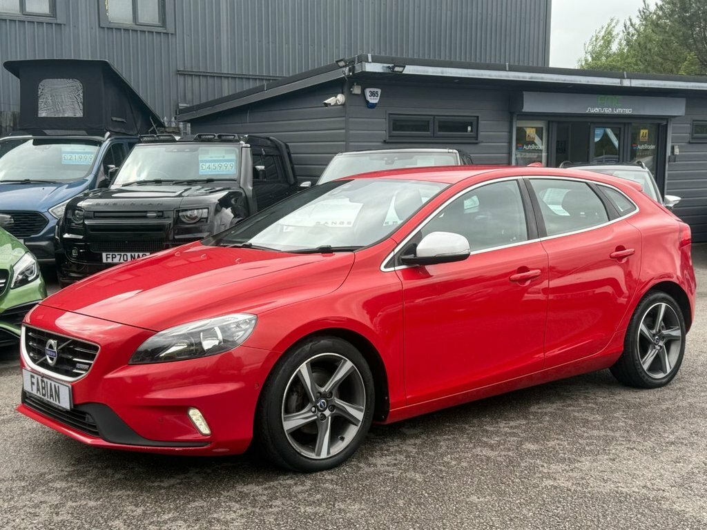 Volvo V40 1.6L R-design Red #6