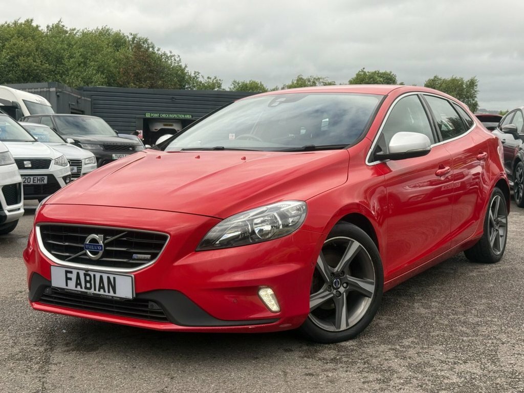 Volvo V40 1.6L R-design Red #2