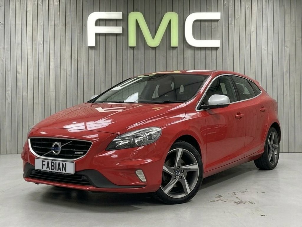 Volvo V40 1.6L R-design Red