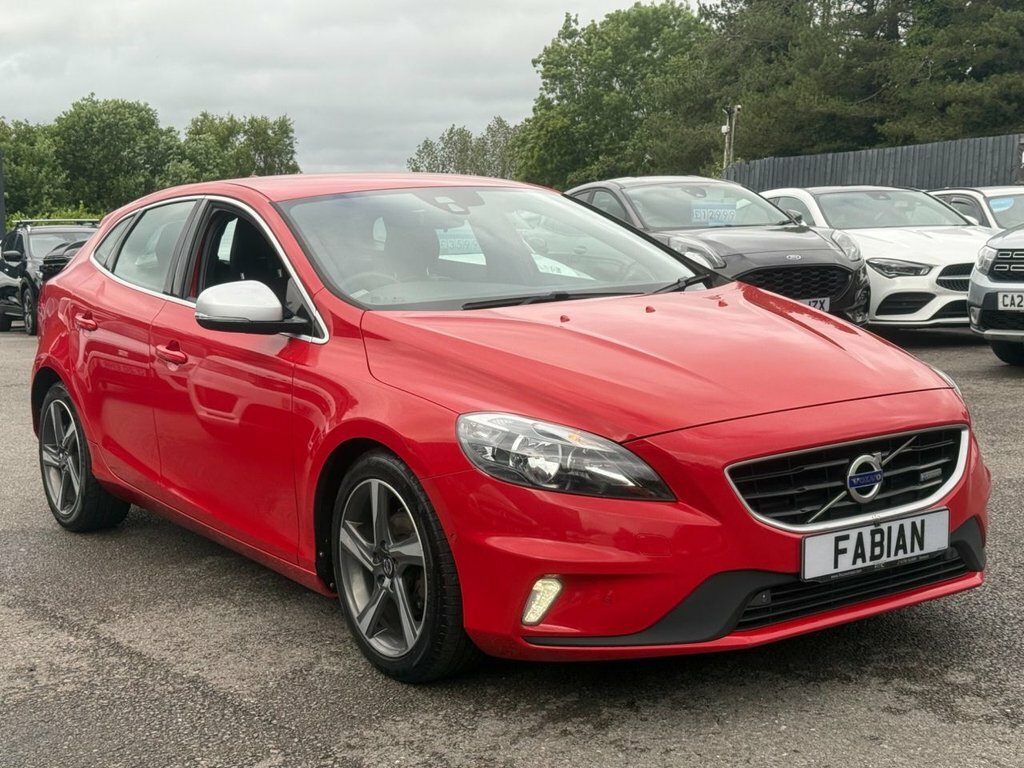 Volvo V40 1.6L R-design Red #5