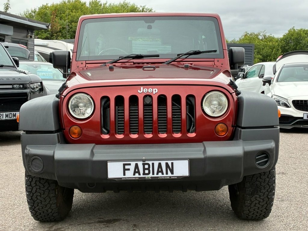 Jeep Wrangler 2.8L Sport Red #4