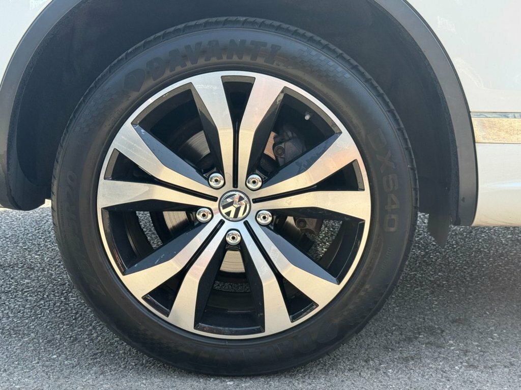 Volkswagen Touareg 2015 15 3.0 Blue #20