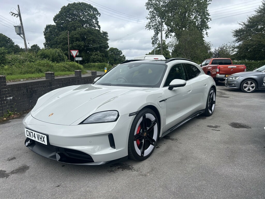 Porsche Taycan Estate Performance 89Kwh 4S 2024 Grey #3