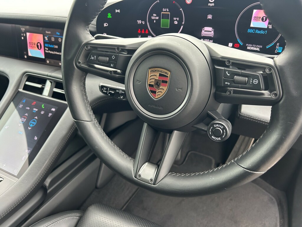 Porsche Taycan Base Black #32