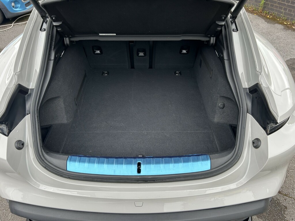 Porsche Taycan Base Black #24