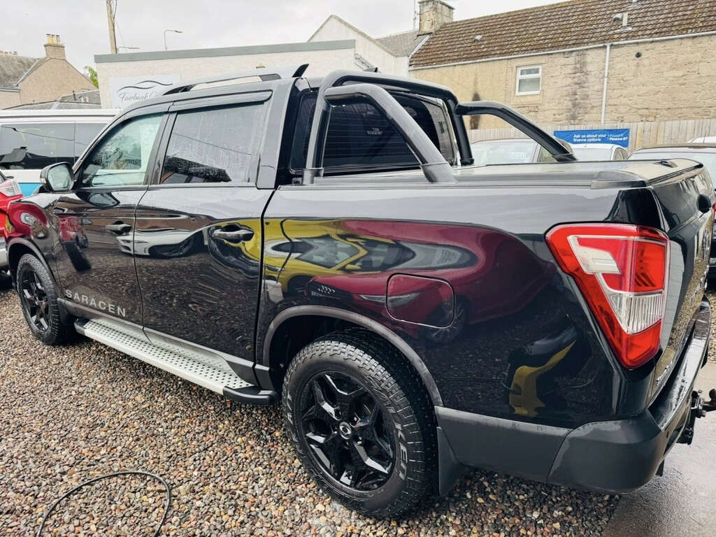 SsangYong Musso 2.2 D Saracen Black #4