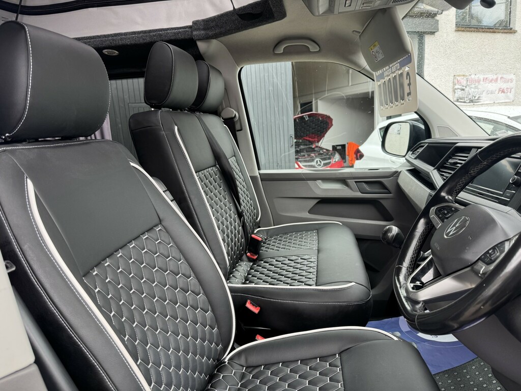 Volkswagen Transporter Mpv White #7
