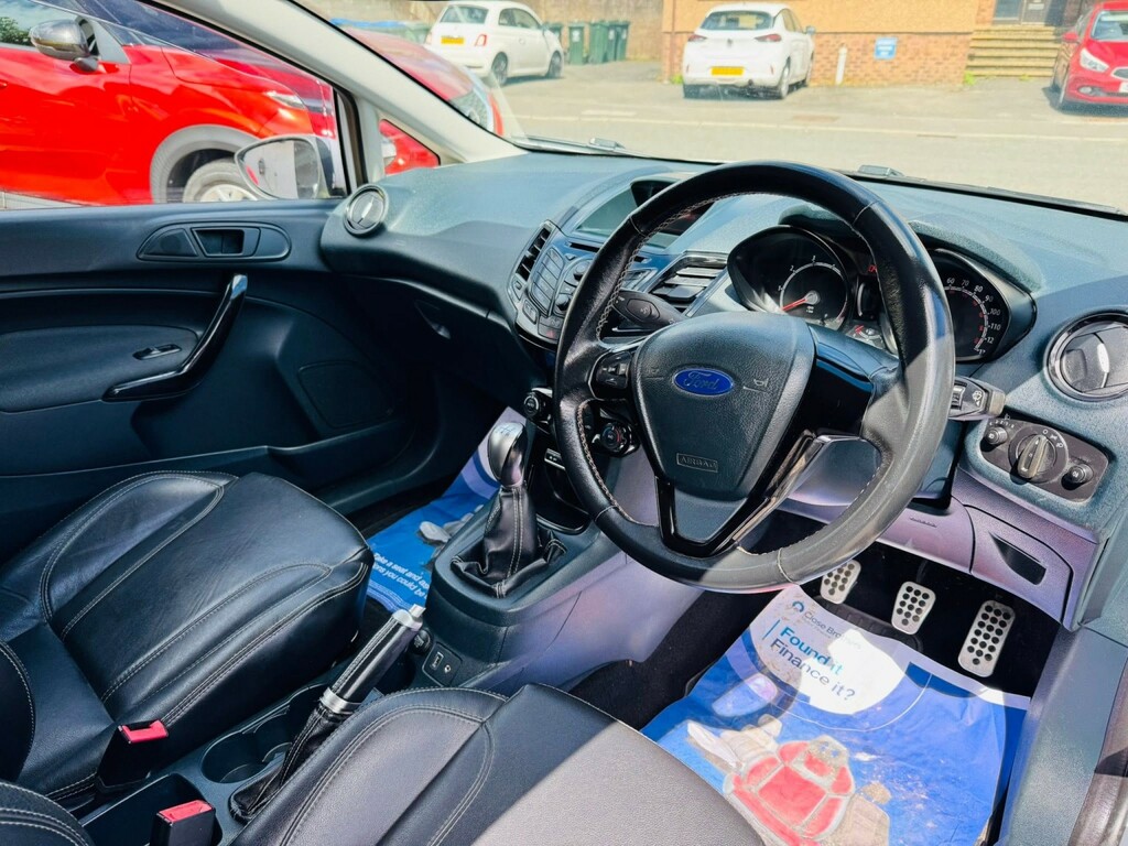 Ford Fiesta 1.6 Metal White #5
