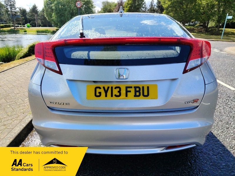 Honda Civic 1.8 I-vtec Es-t Hatchback Silver #6