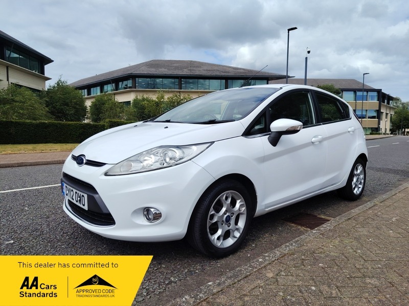 Ford Fiesta 1.25 Zetec Hatchback White #3