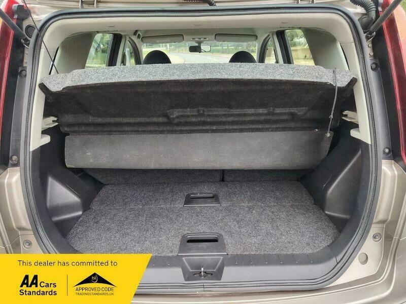 Nissan Note 1.4 16V N-tec Euro 4 Silver #9