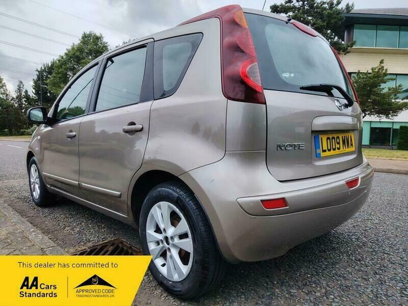 Nissan Note 1.4 16V N-tec Euro 4 Silver #20