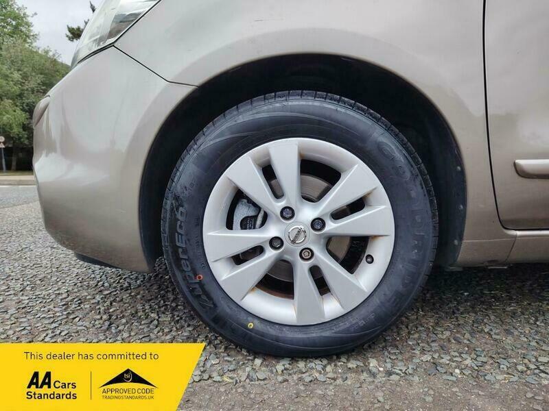 Nissan Note 1.4 16V N-tec Euro 4 Silver #17