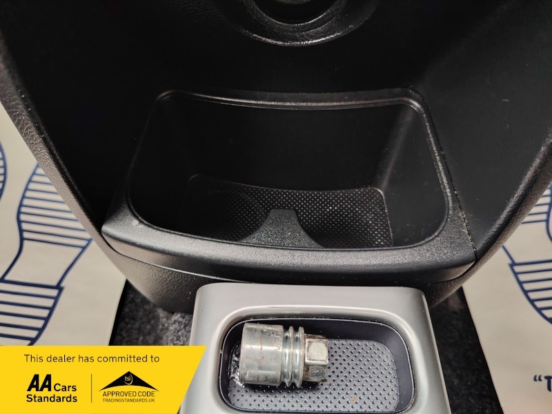 Nissan Note 1.4 16V N-tec Euro 4 Silver #33
