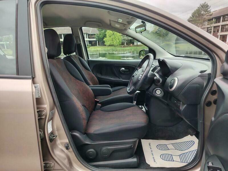 Nissan Note 1.4 16V N-tec Euro 4 Silver #24