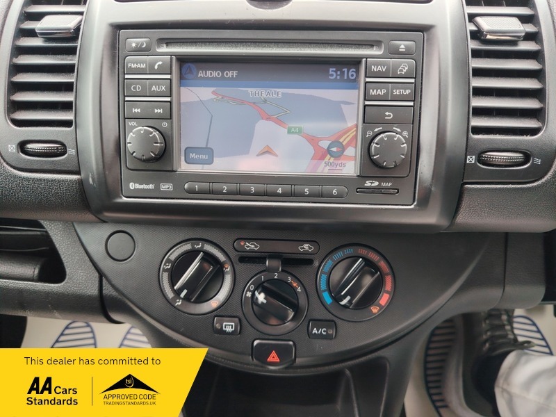 Nissan Note 1.4 16V N-tec Euro 4 Silver #31